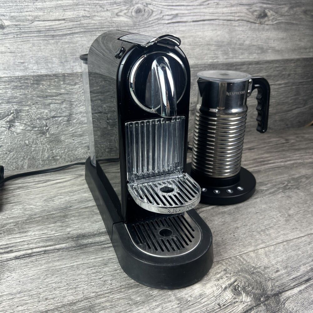 Nespresso CitiZ Black Espresso Machine, Type D111 + Frother 4192 **Tested Works